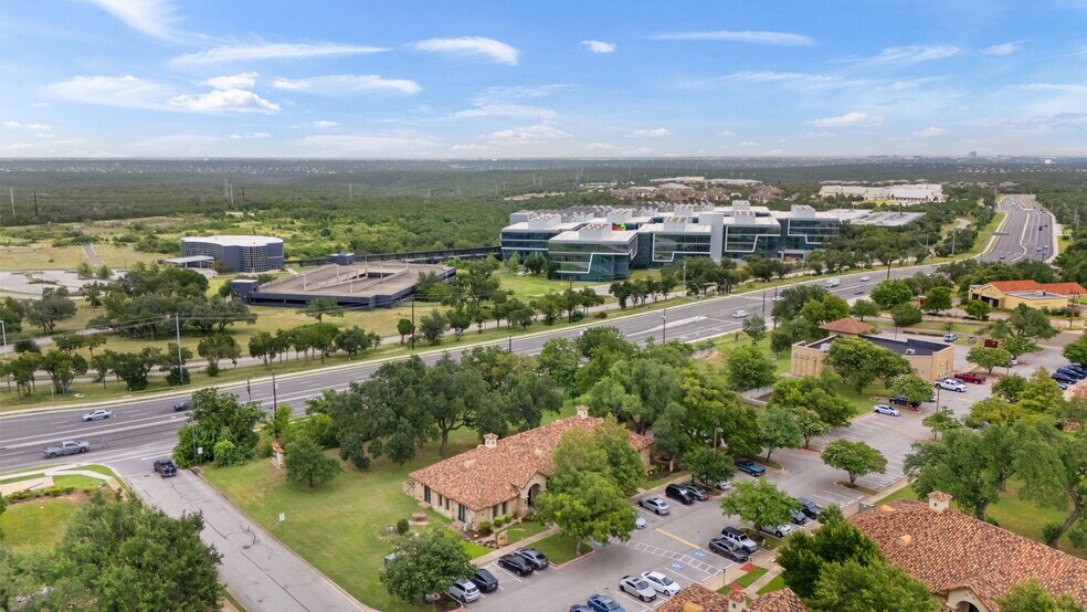 More Photos Of 6618 Sitio Del Rio Blvd, Austin Office For Sale