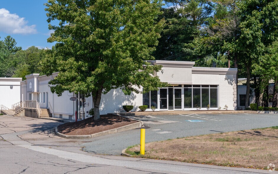 More Photos Of 433 Washington St, Norwell Freestanding For Lease