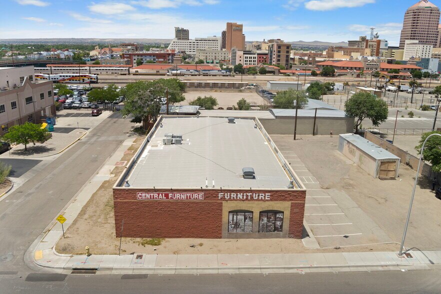More Photos Of 221 Broadway Blvd SE, Albuquerque Freestanding For Sale