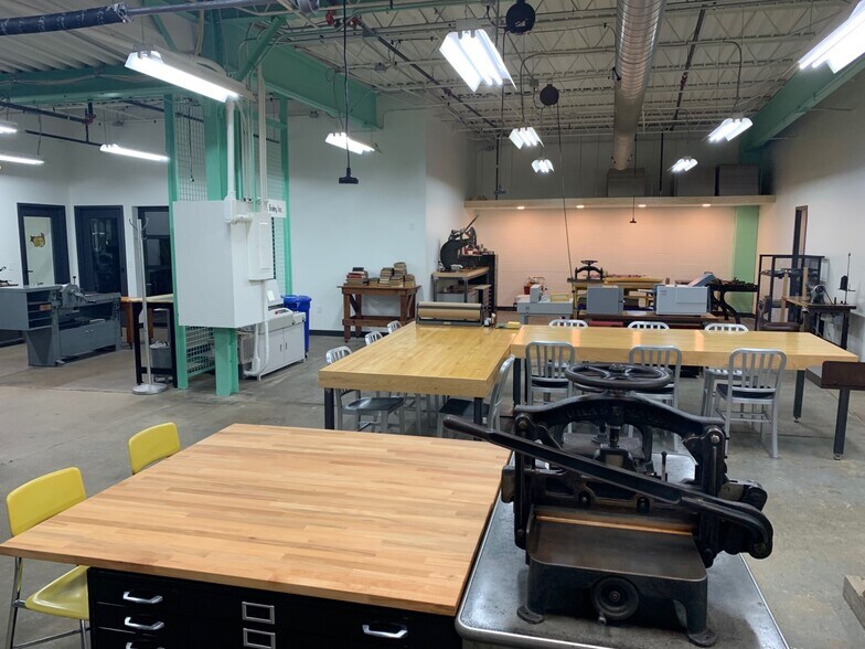 More Photos Of 347 E Ward St, Milwaukee Industrial For Sale