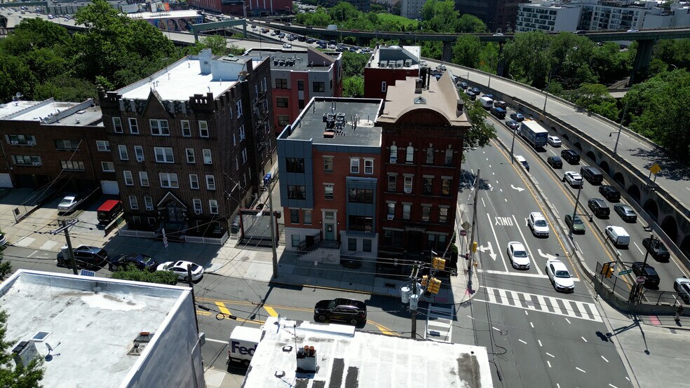 More Photos Of 76 Palisade Ave, Jersey City Apartments For Sale