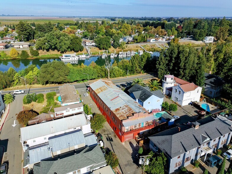 More Photos Of 14099 River Rd, Walnut Grove Warehouse For Sale