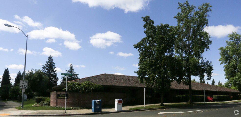 More Photos Of 1700 Eureka Rd, Roseville Office For Sale