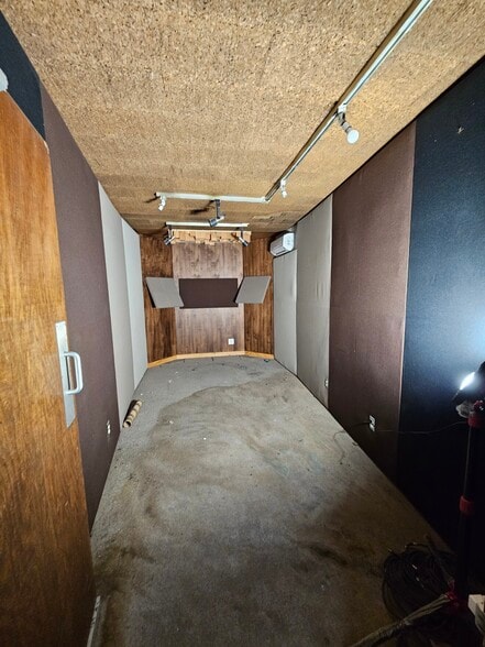 More Photos Of 1014 Vine St, Los Angeles Movie Radio TVStudio For Sale