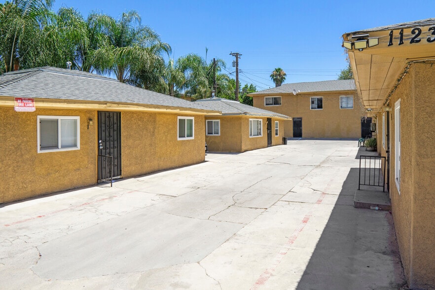 More Photos Of 1123 Bobbett Dr, San Bernardino Apartments For Sale