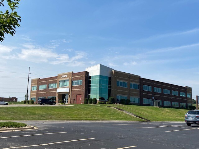 More Photos Of 3425 40th Ave NW, Rochester Medical For Lease