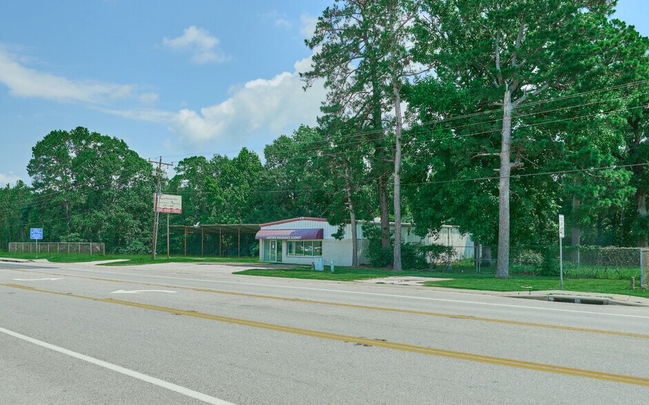 More Photos Of 182 S FM 356, Onalaska Office For Sale