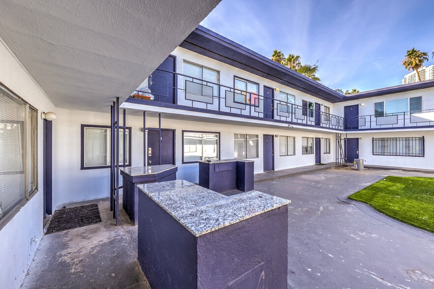 More Photos Of 2630 Sherwood St, Las Vegas Apartments For Sale