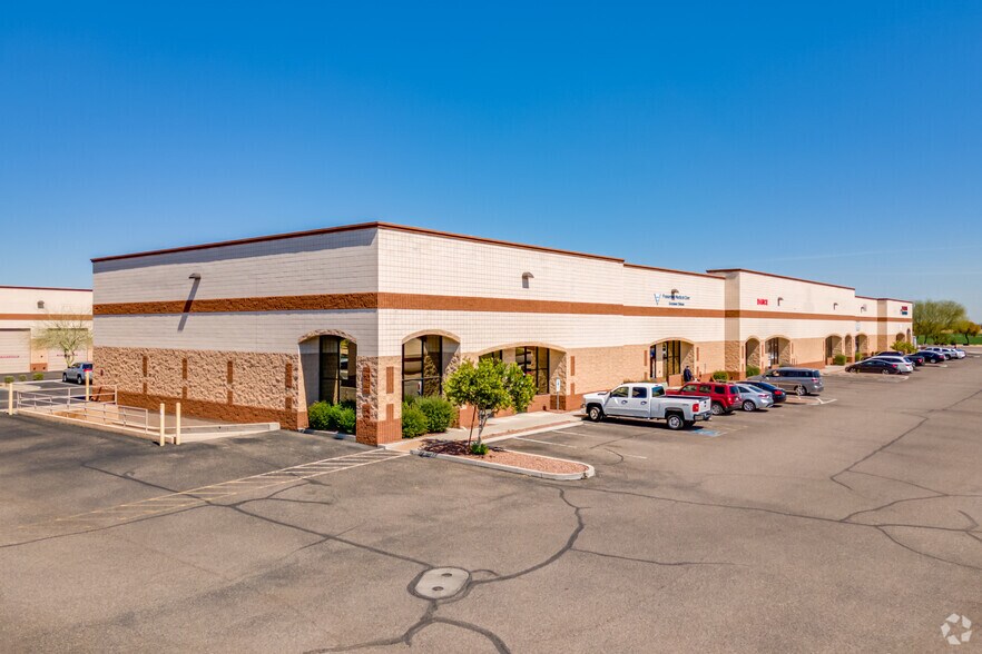 More Photos Of 500-600 N Bullard Ave, Goodyear Unknown For Lease