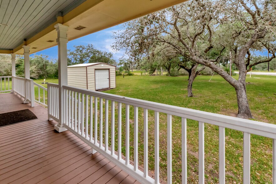 More Photos Of 8410 FM 236, Victoria Medical For Sale