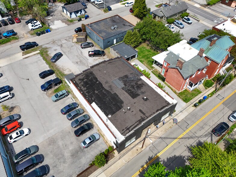 More Photos Of 417 S Mill St, Lexington Auto Repair For Sale
