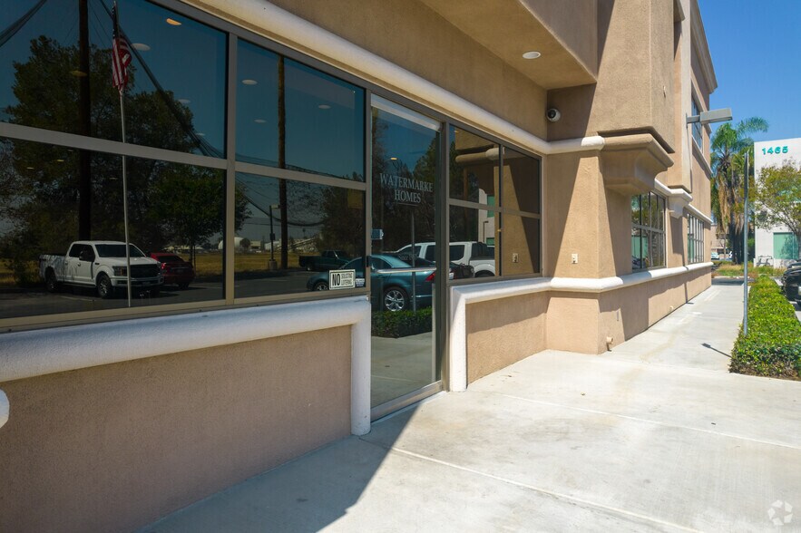 More Photos Of 1505 S D St, San Bernardino Office For Sale