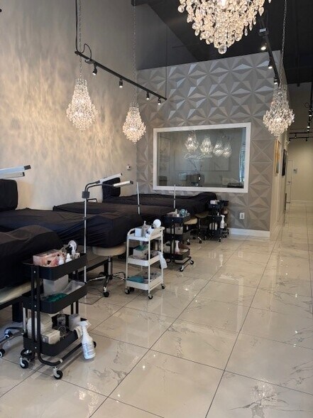 More Photos Of 7100-7114 Village Pky, Dublin Freestanding For Lease