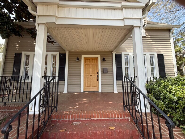 More Photos Of 9 East Ave, Greenville Office Residential For Sale