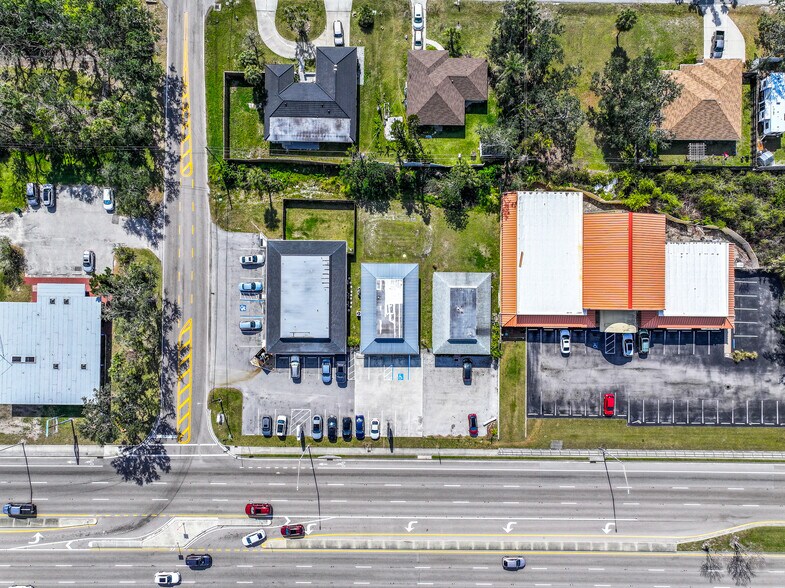 More Photos Of 1988 Tamiami Trl S, Venice Medical For Sale