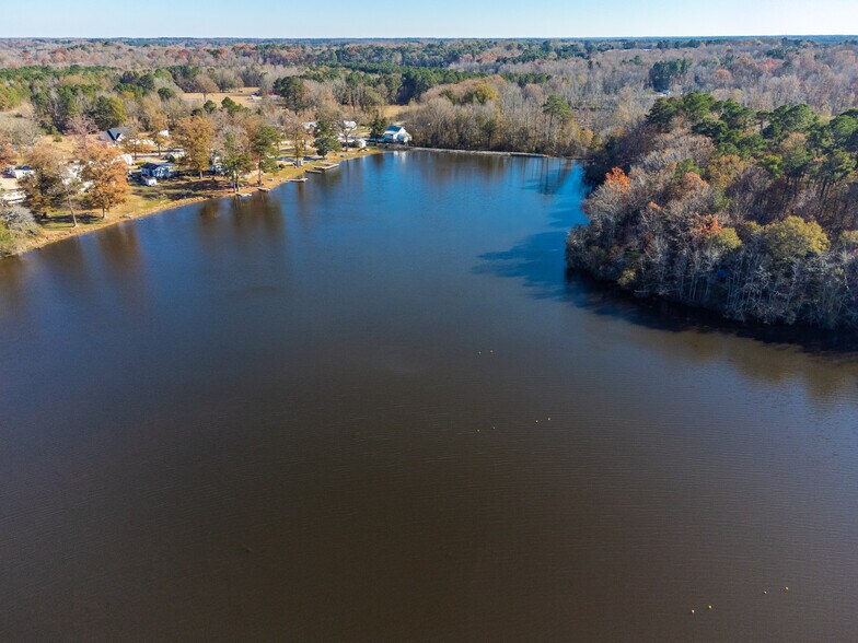 More Photos Of 8214 Panther Lake Rd, Willow Spring Flex For Lease