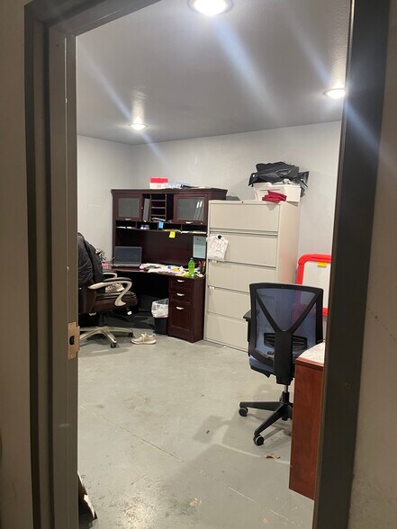 More Photos Of 1304 Jones Rd, Paragould Warehouse For Sale