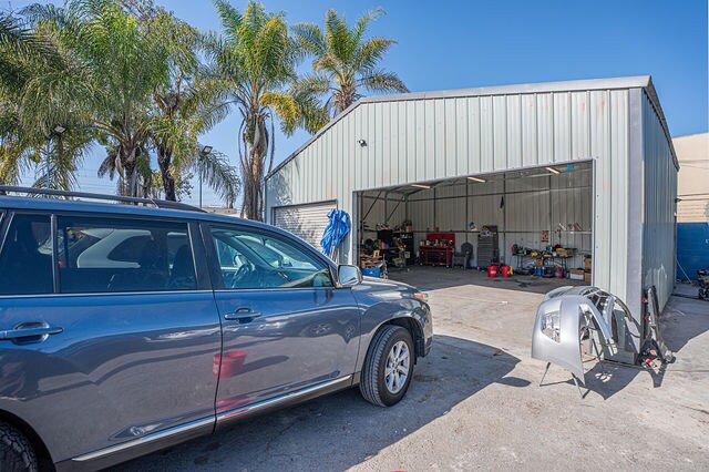 More Photos Of 11214 Atlantic Ave, Lynwood Auto Repair For Sale