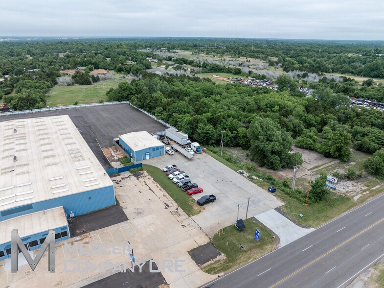 More Photos Of 3035 NE 23rd St, Oklahoma City Industrial For Sale