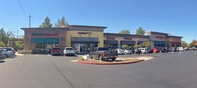 More Photos Of 960-961 Dana Dr, Redding Storefront Retail Office For Lease