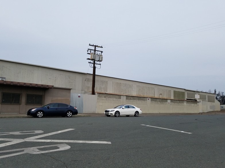 More Photos Of 935 E Scotts Ave, Stockton Manufacturing For Sale