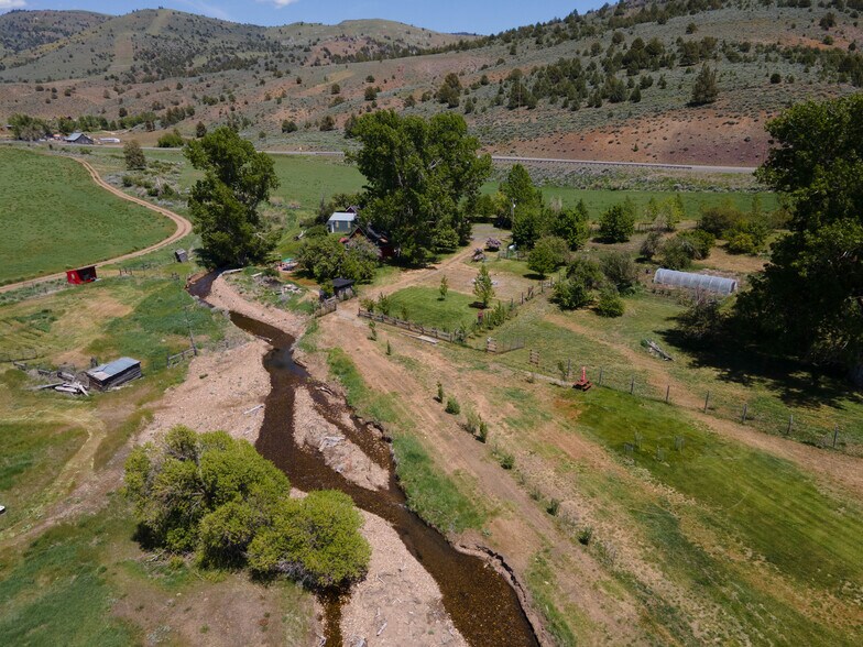 More Photos Of 15682 Highway 395, Lakeview Land For Sale