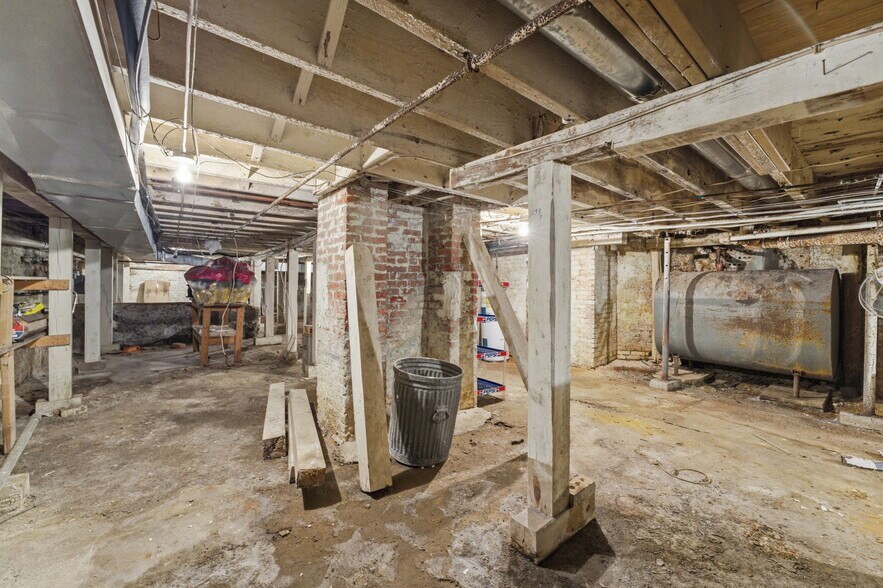 More Photos Of 2263 12th St NW, Washington Storefront Retail Residential For Sale