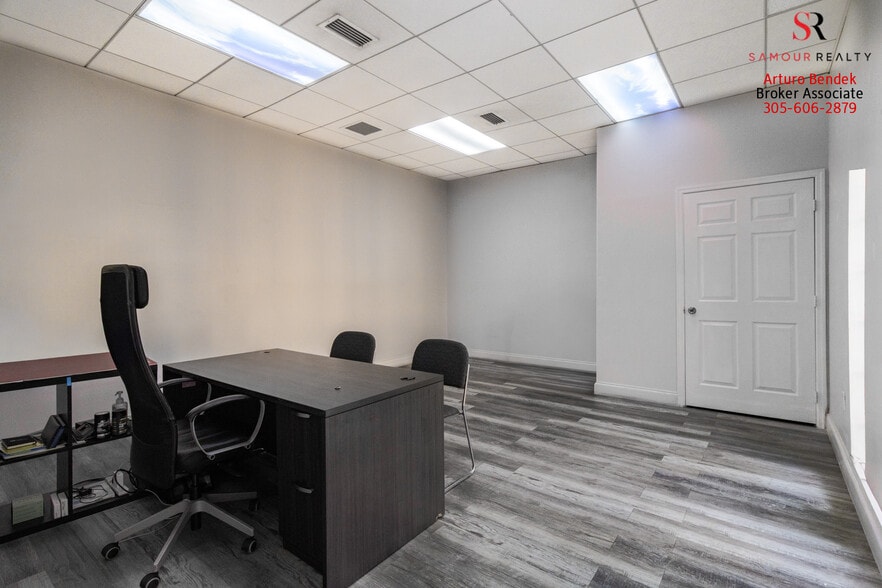 More Photos Of 3337 NW 74th Ave, Miami Warehouse For Sale