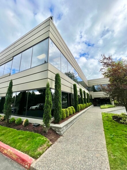 More Photos Of 9700 SW Capitol Hwy, Portland Office For Lease