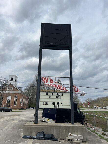 More Photos Of 410 Walnut St, New Richmond Office For Sale