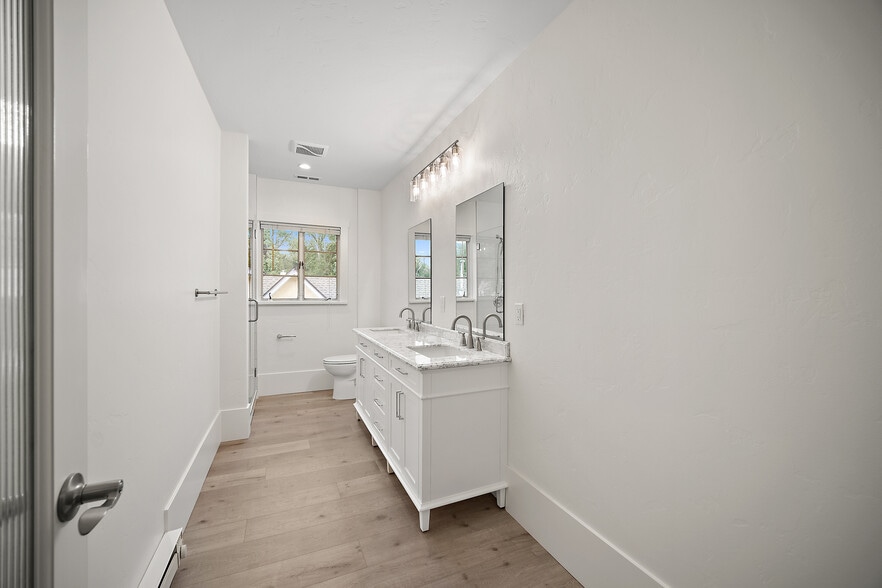 More Photos Of 1501 W Colorado Ave, Colorado Springs Storefront Retail Residential For Sale