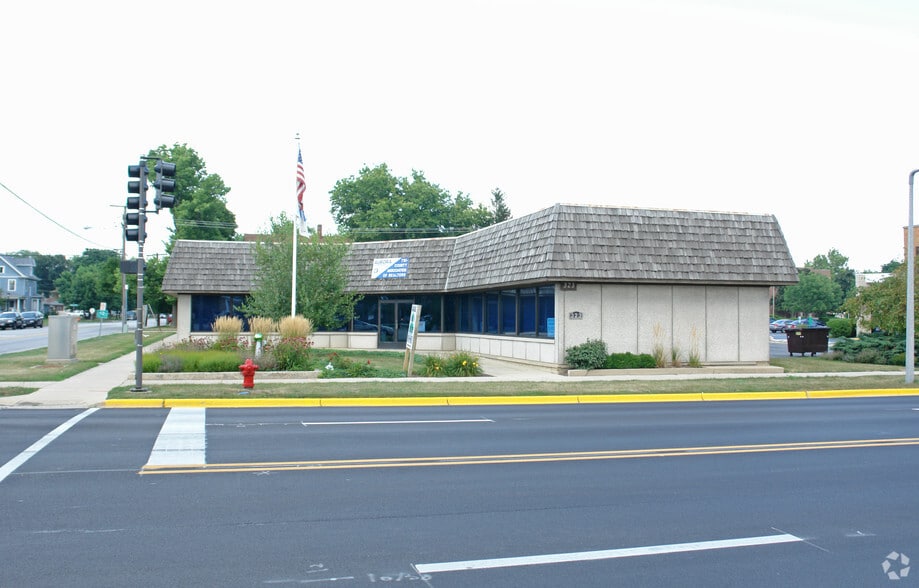 More Photos Of 323 W Galena Blvd, Aurora Office For Sale