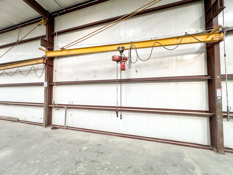 More Photos Of 12620 W County Road 133, Odessa Warehouse For Lease