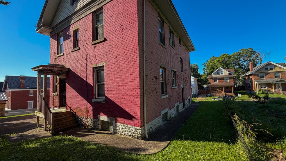 More Photos Of 278 Helen St, Cincinnati Apartments For Sale