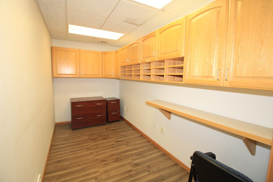 More Photos Of 6008 Highway 2 E, Minot Showroom For Sale