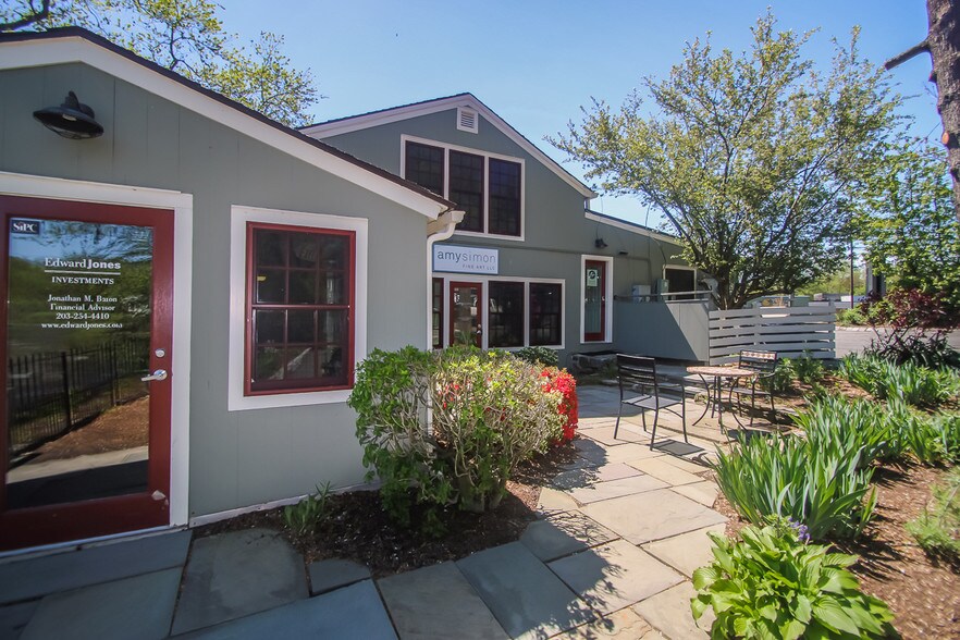 More Photos Of 1869 Post Rd E, Westport Freestanding For Lease