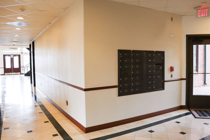 More Photos Of 6302 W Broadway St, Pearland Medical For Lease