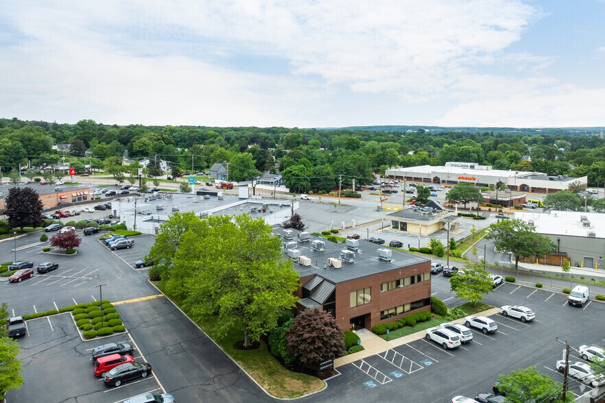 More Photos Of 113 Water St, Milford Medical For Lease