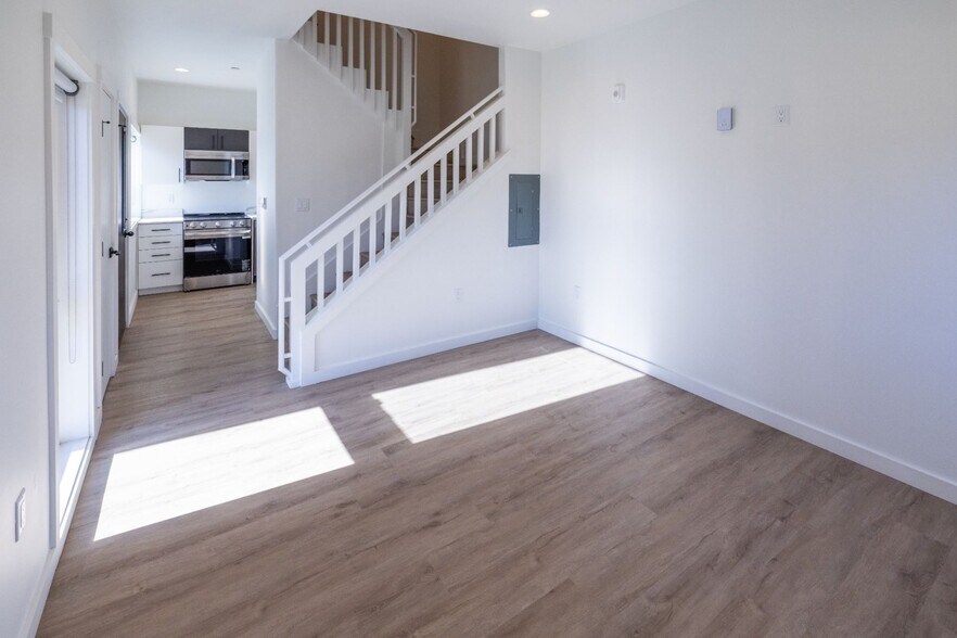 More Photos Of 100 E Homestead Dr, Victor Apartments For Sale