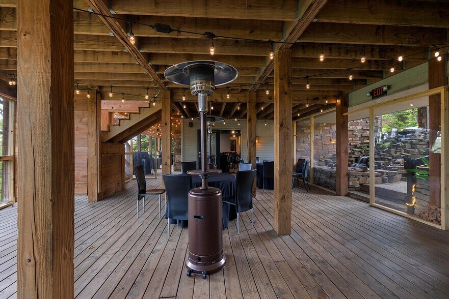 More Photos Of 381 W Guin Rd, Nixa Lodge Meeting Hall For Sale