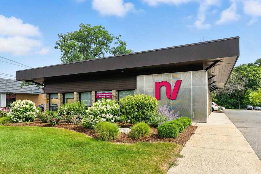 Primary Photo Of 1930 Wilbraham Rd, Springfield Bank For Sale