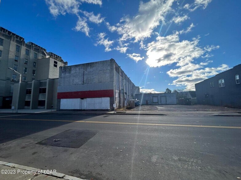More Photos Of 240-242 Main St, Wilkes Barre Warehouse For Sale