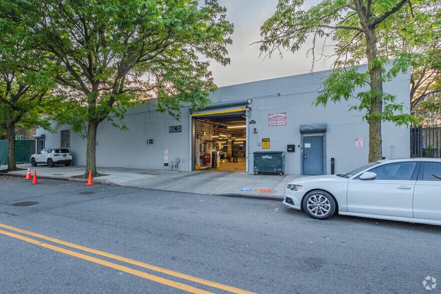 Primary Photo Of 1821 Steinway Pl, Astoria Warehouse For Sale