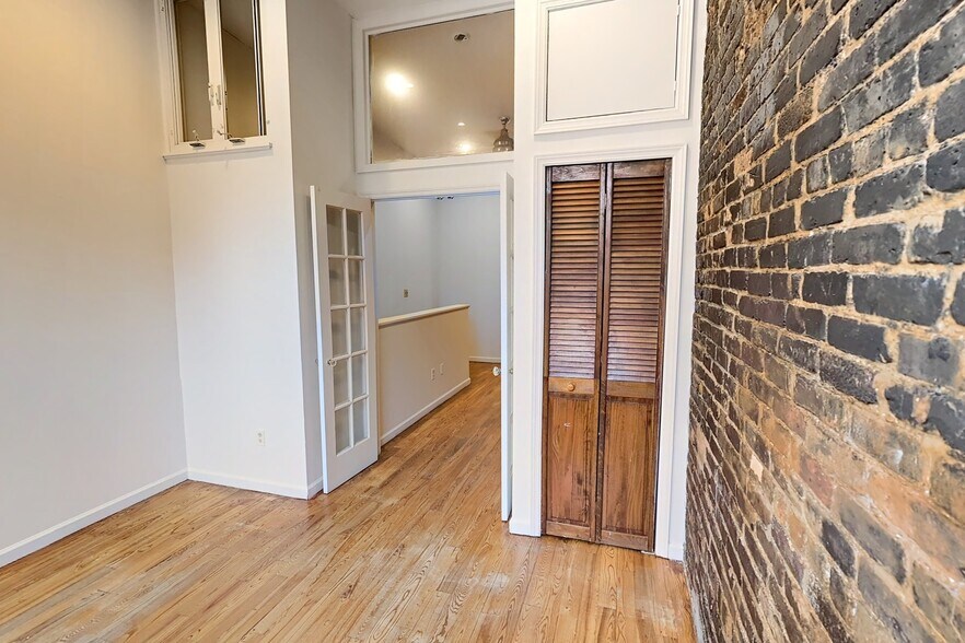 More Photos Of 1039A Fulton St, Brooklyn General Retail For Sale