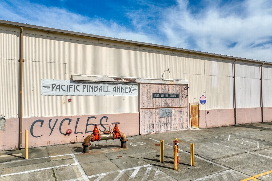 More Photos Of 1680 Viking St, Alameda Warehouse For Lease