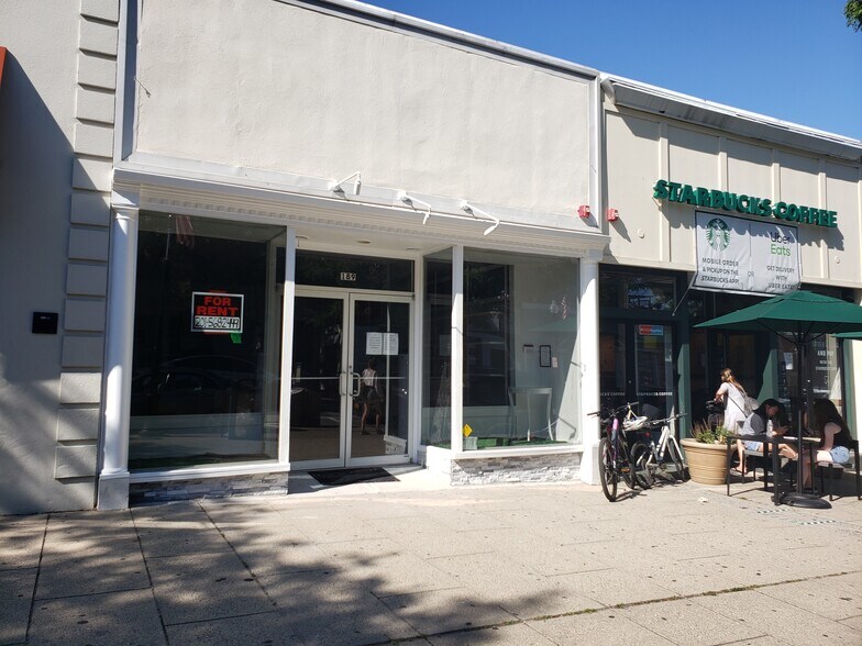 More Photos Of 175-197 E Ridgewood Ave, Ridgewood General Retail For Lease