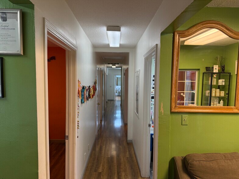 More Photos Of 11607-11609 W Washington Blvd, Los Angeles General Retail For Sale