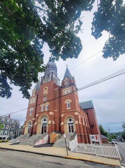 Primary Photo Of 75 Bacon St, Biddeford Religious Facility For Lease