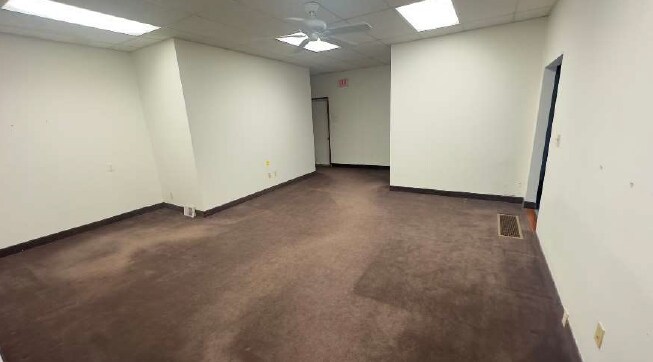 More Photos Of 157 Rue de Ville Vl, Rochester Office For Sale