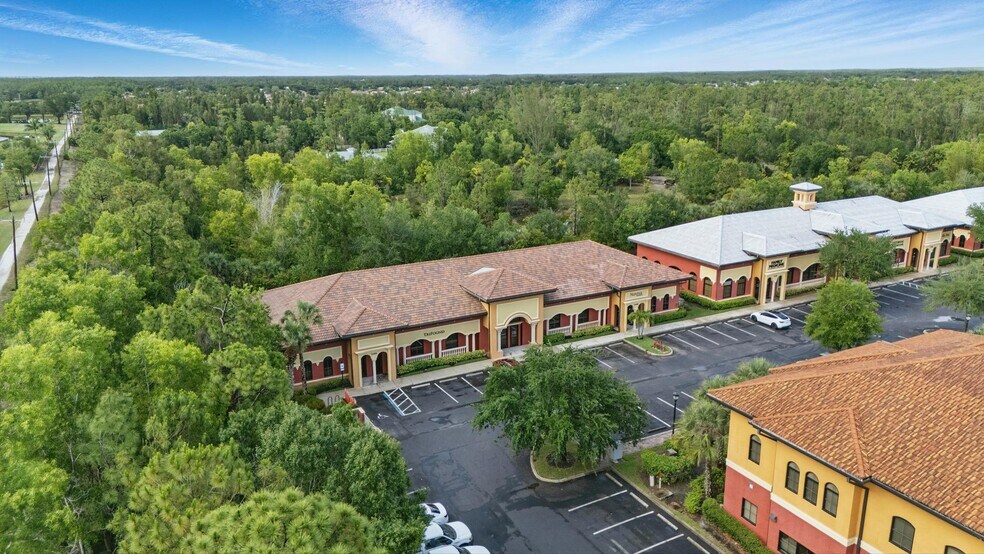 More Photos Of 13450 Parker Commons Blvd, Fort Myers Office For Sale